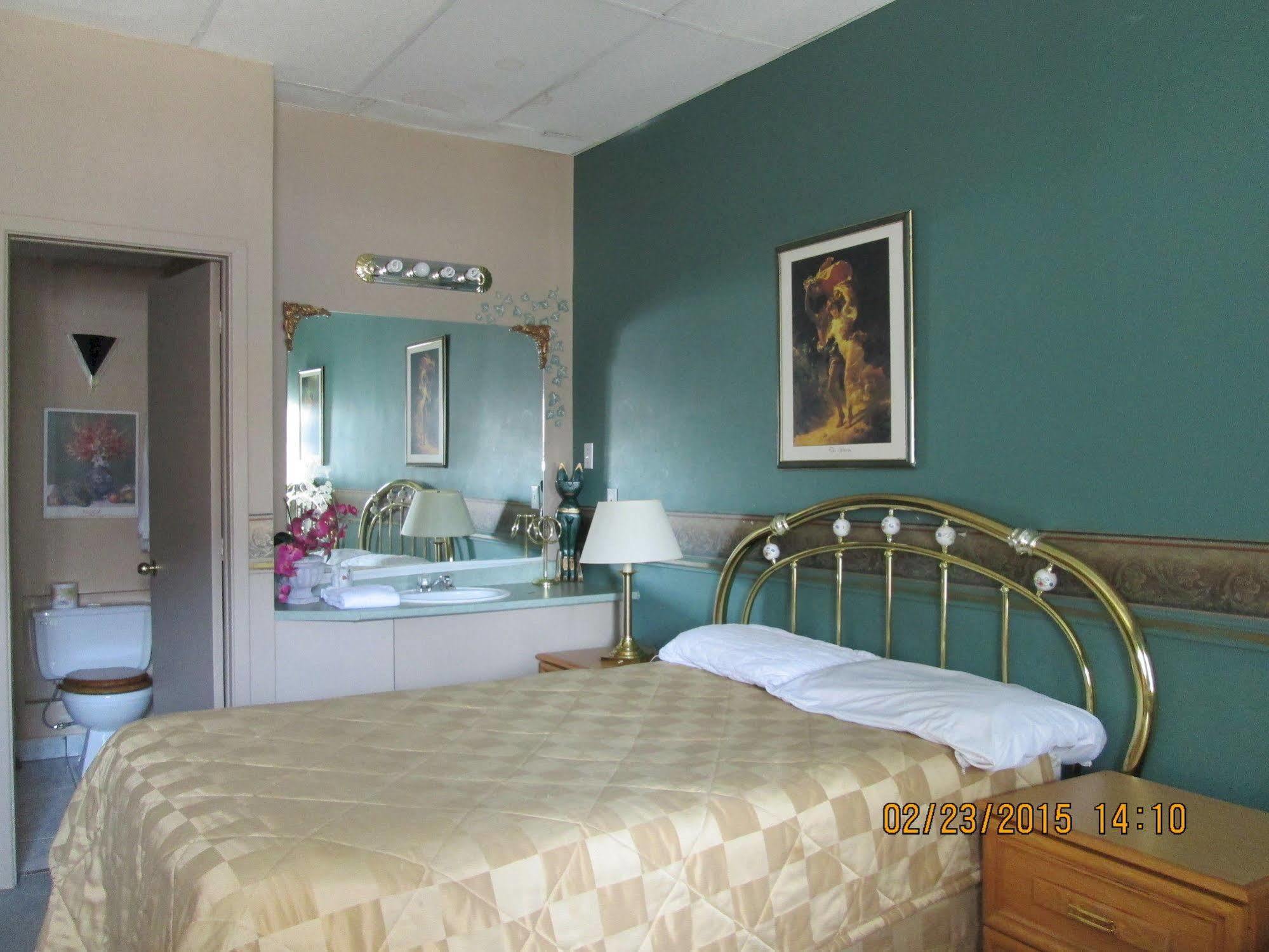 Motel Lustre D'Or L'Ancienne-Lorette Экстерьер фото